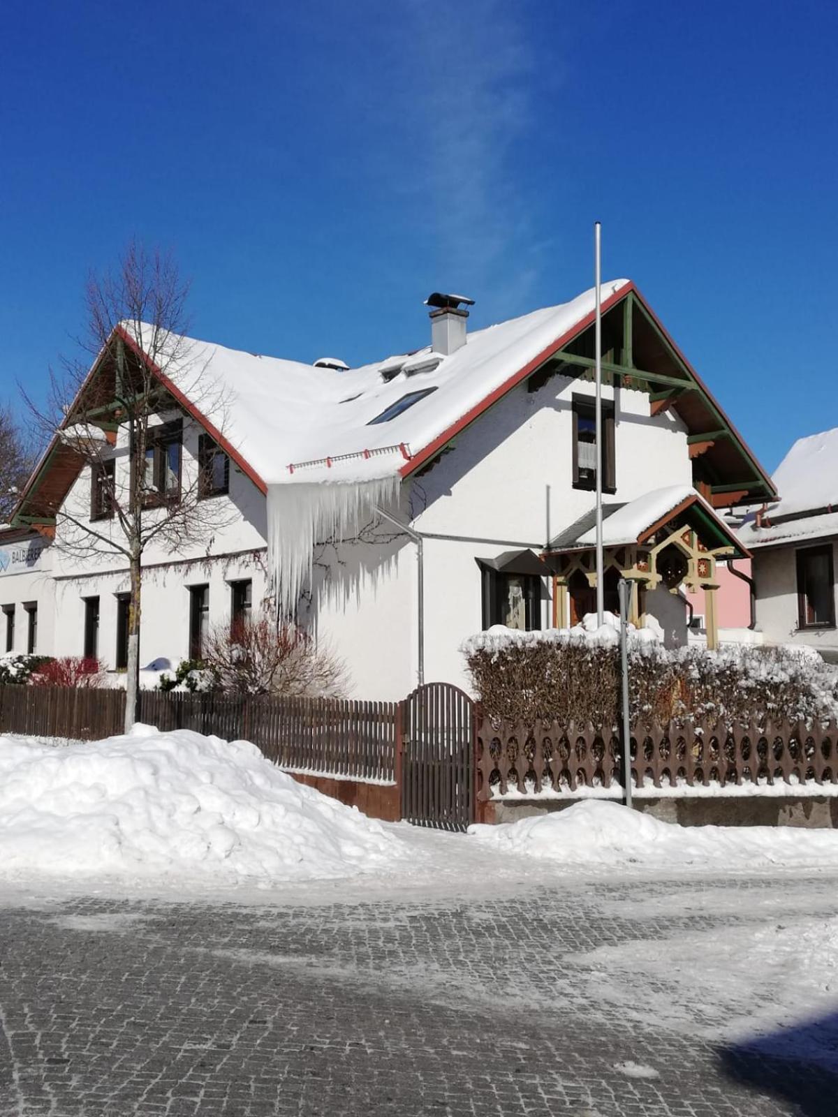 Ferienhaus „Schlupfwinkel“, Kostenloser Parkplatz, Vollausstattung อิลเมเนา ภายนอก รูปภาพ